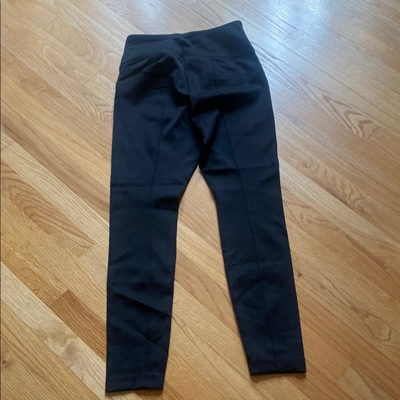 Black Full-Length Leggings with Wide Waistband and Stretch Fabric - Picture 7 of 8